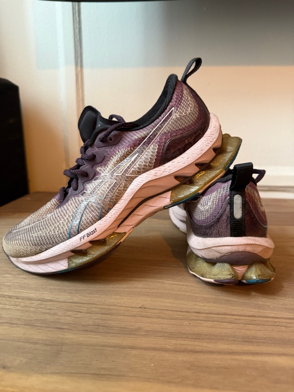 ASICS kinsei Running Sneakers in Purple and Pink - Picture 3 of 5